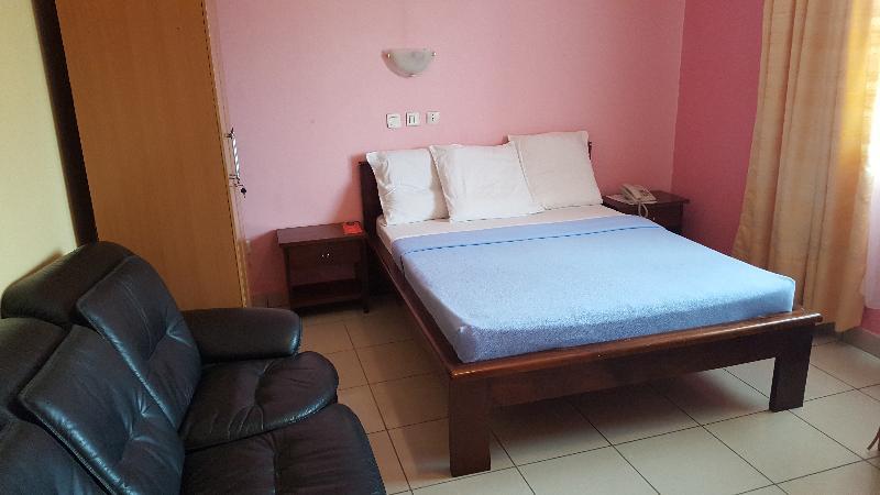 Residence Saint-Jacques Centre Ville Πουάντ-Νουάρ Εξωτερικό φωτογραφία